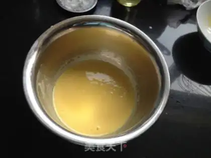 Make walnut chip rolls step 3