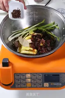 Make Yumura beef noodles step 2