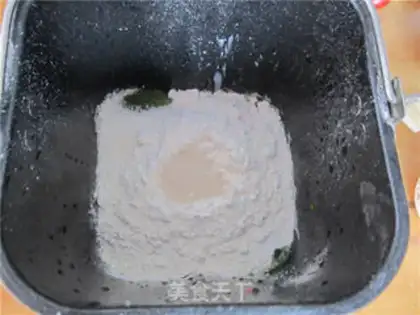 Make Red-tree-bread step 1