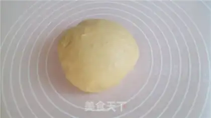 Make Red-tree-bread step 4