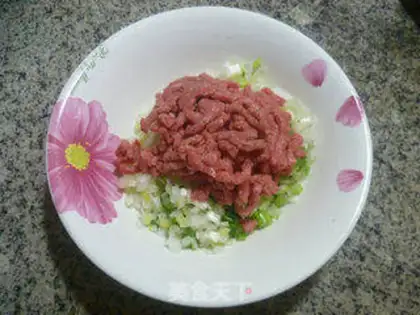 Make Beef pie onion step 1