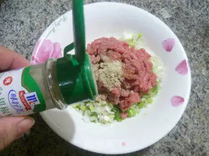 Make Beef pie onion step 5