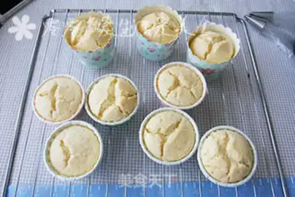 Make Cake cake with cream step 4