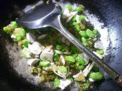 Make Snowflake mushrooms and beans step 4