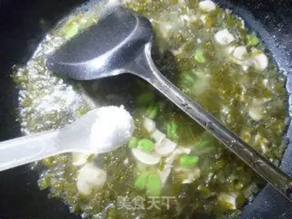 Make Snowflake mushrooms and beans step 6