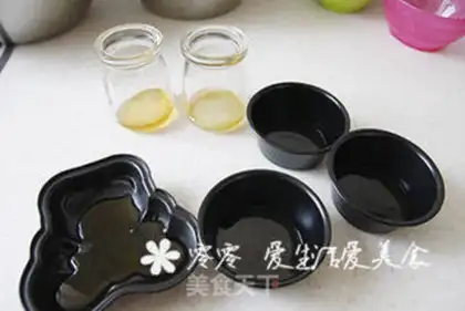 Make Caramel milk pudding step 4