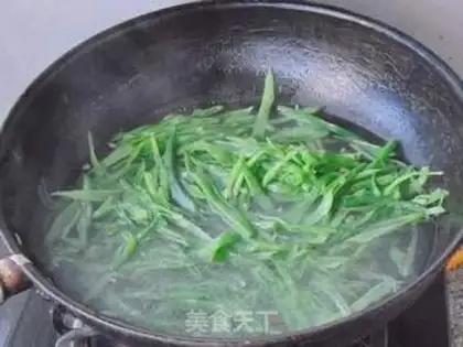 Make Garlic lentils step 2