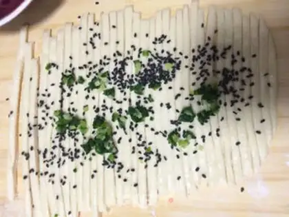 Make Onion sesame rolls step 4