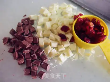 Make Cranberry chocolate soft cookies step 3