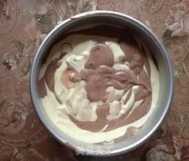 Make Zebra Zephyr cake step 17