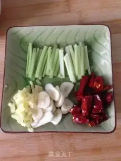 Make Spicy squid step 1