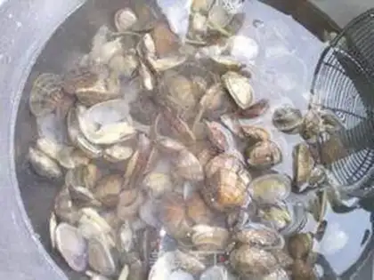 Make Seafood dumplings step 1