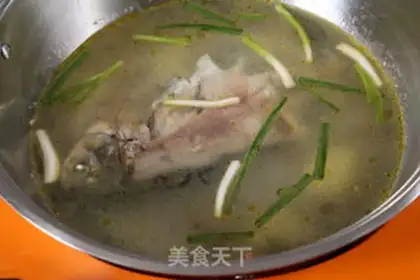 Make Squid soup step 1