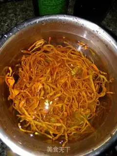 Make Chicken soup with weed step 1