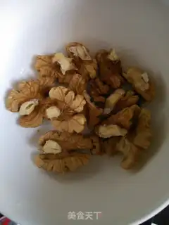 Make Porridge of walnuts step 4