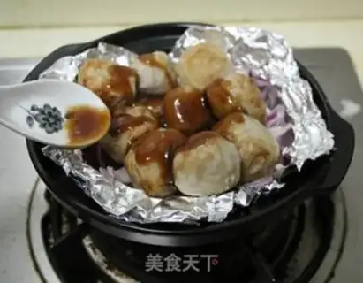 Make Pelican bacon taco ball step 16