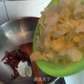 Make A hand tore step 4