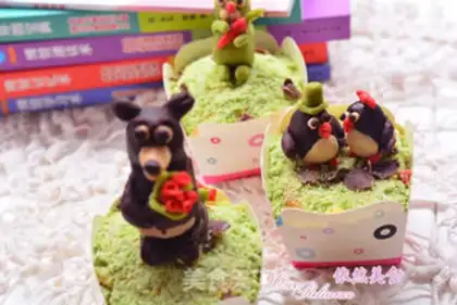 Make Chocolate penguin cake step 29