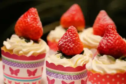 Make Strawberry cupcakes step 8