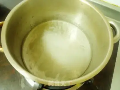 Make A marshmallow step 5
