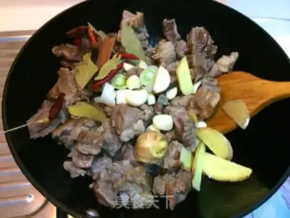 Make Red beef noodles step 5