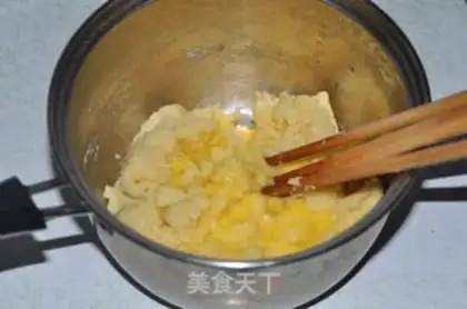 Make Strawberry puffs step 2