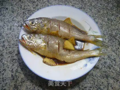 Make Fried yellowfish step 7