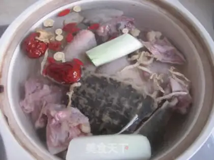 Make Mealfish hen soup step 4