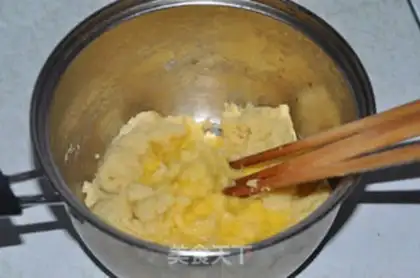 Make Strawberry puffs step 4
