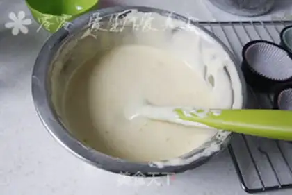 Make SpongeBob cake step 3