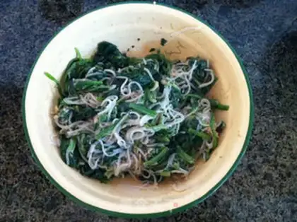Make Peanut sesame sauce spinach step 8