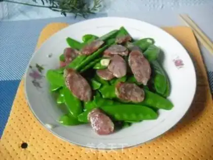 Make Sausage fried Dutch beans step 5