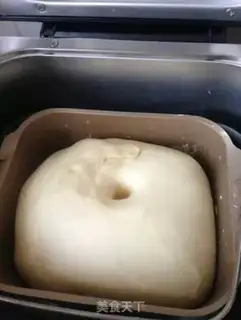 Make Mini-flower burger step 2