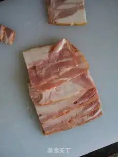 Make Plum-crunch bacon step 1