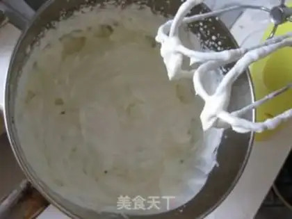 Make Christmas tree cake step 6