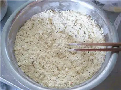 Make Fried soy leaves step 1