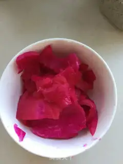 Make Flamingo-fruit pancakes step 1