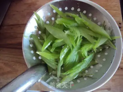 Make Pinetail celery step 7