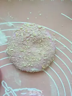 Make Flamingo-fruit pancakes step 10