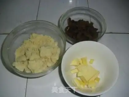 Make raisin chop pack step 1