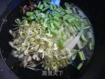 Make Green bean noodles soup step 2