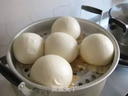 Make White buns step 17