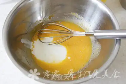 Make Rainbow cream birthday cake step 4