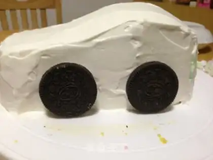Make Car cake step 8