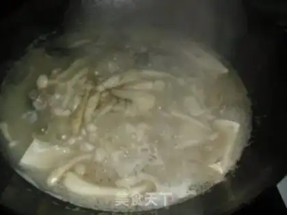 Make Tofu black fish soup step 6