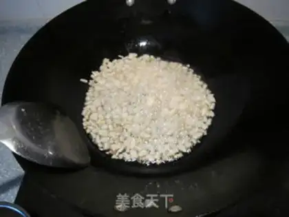 Make Puffy pork buns step 1