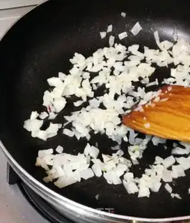 Make Vegetable mud for hamburgers step 8