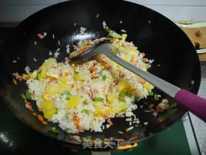 Make Pineapple rice step 6