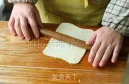 Make A groceries pan helmet step 9