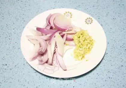 Make Vegetable mud for hamburgers step 16